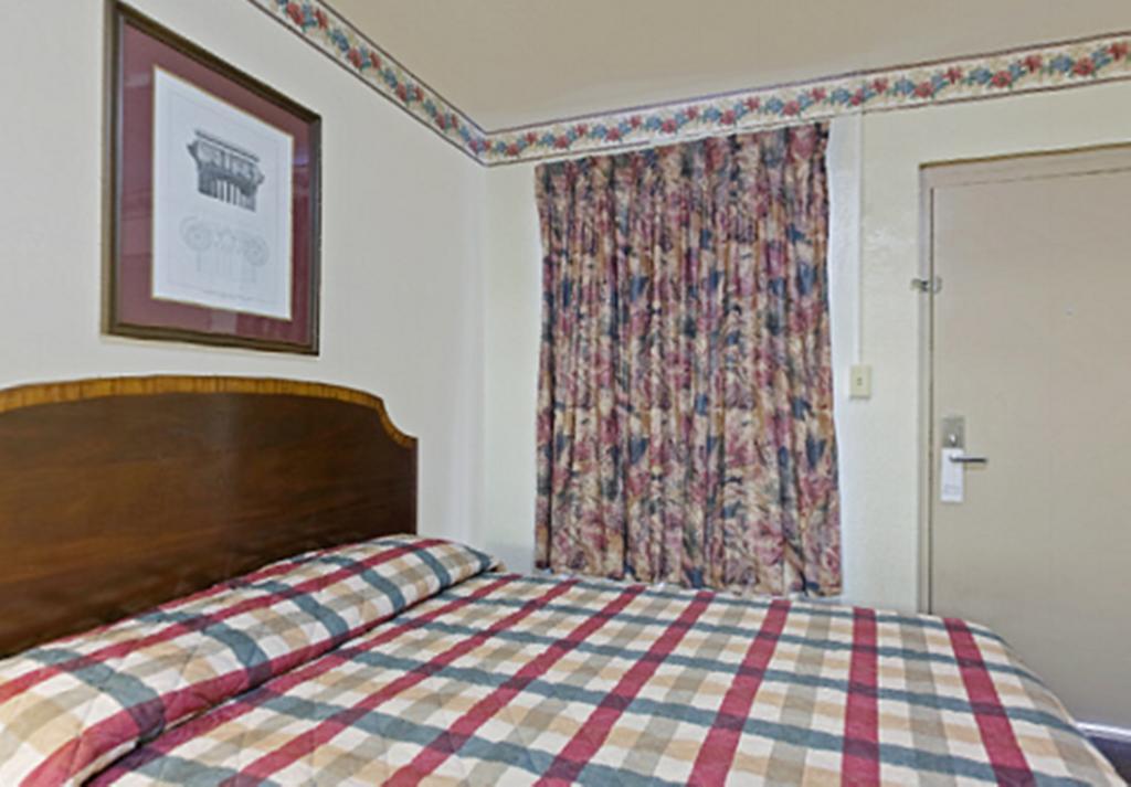 Value Inn Knoxville Eksteriør bilde